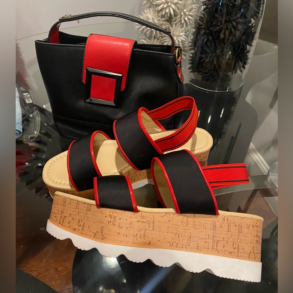 New black/red wedge sandals with matching handbag